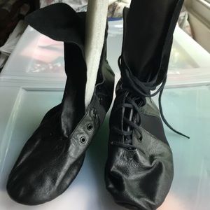 Men’s ankle lace up dance shoe